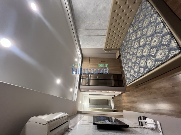 Cho thuê nguyên căn 55m2 192 Hồng Tiến, Bồ Đề, Hà Nội cách cầu Chương Dương 5 phút di chuyển