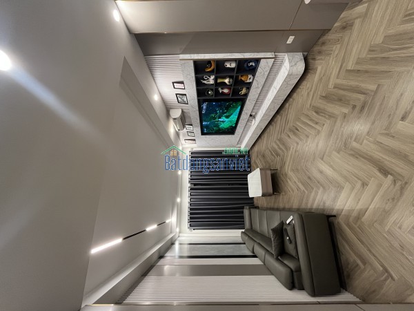 Cho thuê nguyên căn 55m2 192 Hồng Tiến, Bồ Đề, Hà Nội cách cầu Chương Dương 5 phút di chuyển