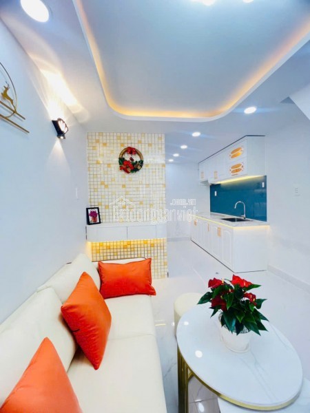 Bán gấp nhà đẹp Hàm Nghi - Lô góc, ô tô đỗ cửa, các phòng thoáng sáng - 40m2 x 6 tầng thang máy