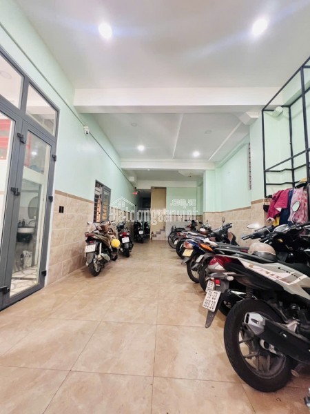 BÁN NHÀ 2 TẦNG, 40M2, LŨY BÁN BÍCH, TÂN PHÚ, GIÁ 3.9 TỶ - SỔ HỒNG CHÍNH CHỦ