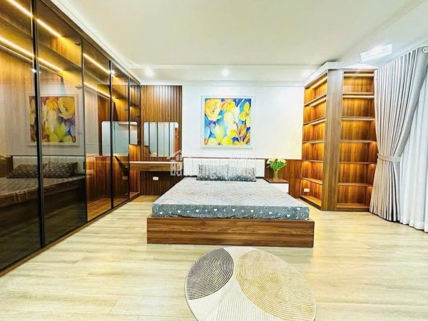 NHÀ PHAN KẾ BÍNH - 42M2 X 5 TẦNG - 8.5 TỶ - OTO NGÕ TO 3 BÁNH - 3 BƯỚC RA MẶT PHỐ