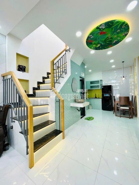 Mặt Tiền Kinh Doanh Đắc Địa - Chợ Hiệp Thành, 3 Phòng Ngủ, Nội Thất Cao Cấp, Giá Chỉ 5 Tỷ 2