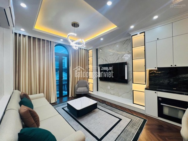 Cần bán nhà tại KĐT Văn Khê DT 48m2 full nội thất mới tinh - thang máy - phân lô - ô tô tránh -