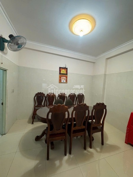 4.65 tỷ- nhà mặt tiền kinh doanh Lê Trực- Lê Quang Định- 2 tầng- 4mx8m- 2PN full nội thất