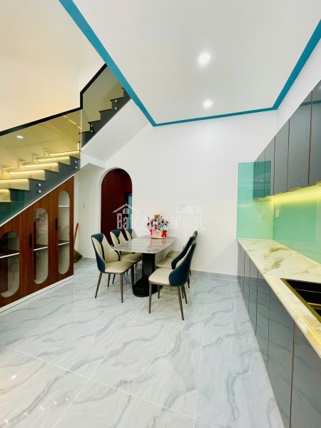 GIẢM BÁN NHANH ✈️LÔ ĐẤT TẶNG NHÀ TRỌ 
PHẠM VĂN CHIÊU - CN 81.8 m2 (5m❌16.36m)- KHU ĐỒNG BỘ CAO