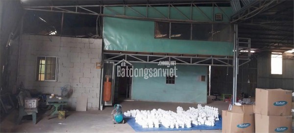 Xưởng cho thuê ở Thuận An Bình Dương diện tích 2000m có văn phòng, toilet , đường xe tải , giá cho