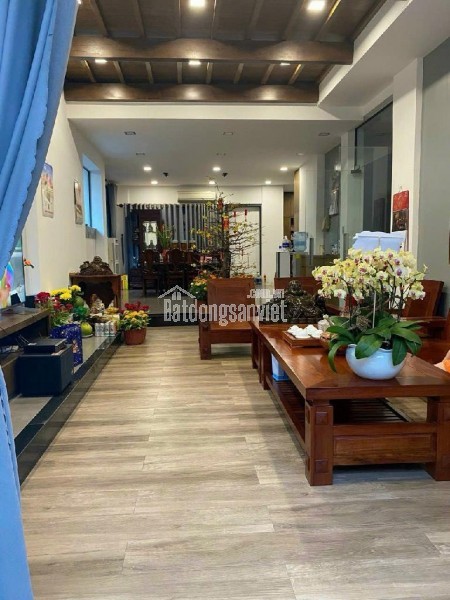 GẤP BÁN BIỆT THỰ SÂN VƯỜN Q.9 - 229m2, nhà 3 tầng 5pn chỉ 23ty