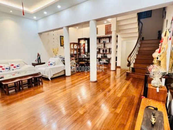 Bán nhà Linh Lang 85m 5 tầng mặt tiền 6,7m ô tô tránh giá 42.5 tỷ