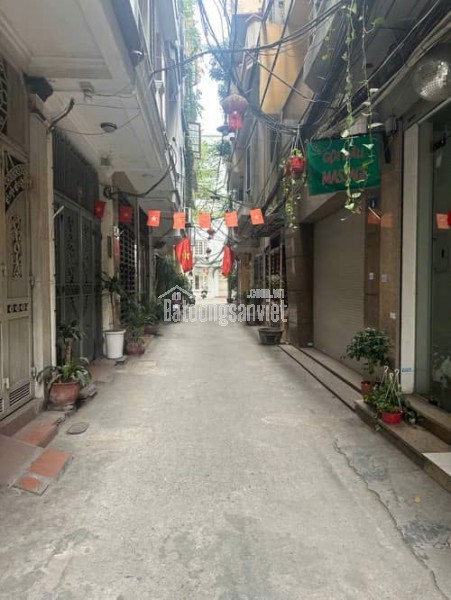 Chưa đến 1 tỷ m có ngay Hotel phố Hòe Nhai 82m 8 tầng giá 79.5 tỷ