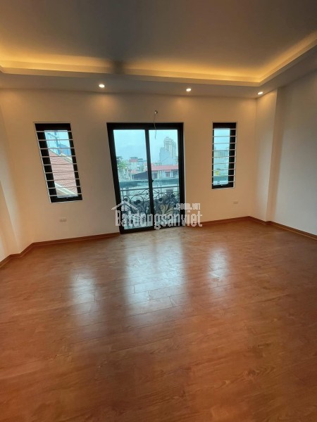 Bán Nhà Riêng Mặt Ngõ Đường Láng 52m2 4 Tầng, Nhà Đẹp vừa ở vừa Kinh Doanh. Giá chỉ 13.8ty.