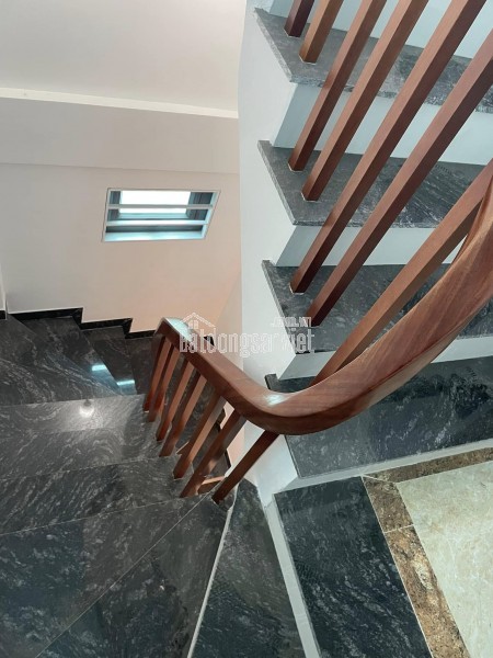 Bán Nhà Riêng Mặt Ngõ Đường Láng 52m2 4 Tầng, Nhà Đẹp vừa ở vừa Kinh Doanh. Giá chỉ 13.8ty.