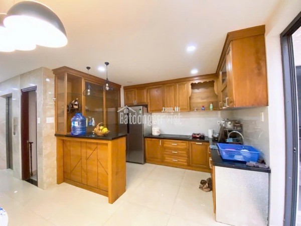 Nhà 3 Tầng Gần Đại Học Ngân Hàng, Giá Hời Chỉ 4.5x19m, Sổ Hồng Riêng