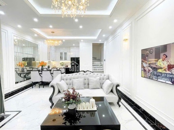 CHƯA ĐẾN 4 TỶ - SỞ HỮU NGAY NHÀ 5 TẦNG TẠI TRUNG TÂM HAI BÀ TRƯNG, VỊ TRÍ ĐẮC ĐỊA - DT 25M2 GIÁ
