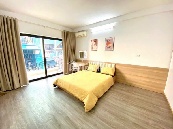 HOÀNG ĐẠO THÀNH Ô TÔ THANG MÁY KINH DOANH DT 32m² Giá: 10.99 tỷ