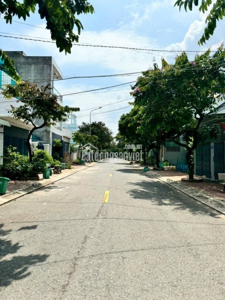 Cần bán đất mặt tiền đường Lê Văn Lương phường Long Tâm, TP Bà Rịa