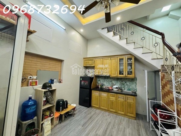 📣📣4.5 TỶ SIÊU PHẨM ĐỐNG ĐA LÔ GÓC - KINH DOANH - TRƯỚC NHÀ RỘNG THOÁNG - Ở CỰC SƯỚNG - NGÕ THÔNG