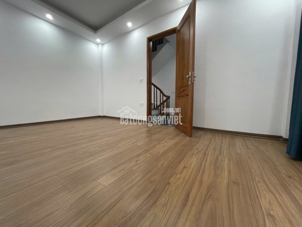TRẦN CUNG - NHÀ DÂN XÂY - 42M2 - 4 TẦNG - 7 PHÒNG KHÉP KÍN - DÒNG TIỀN