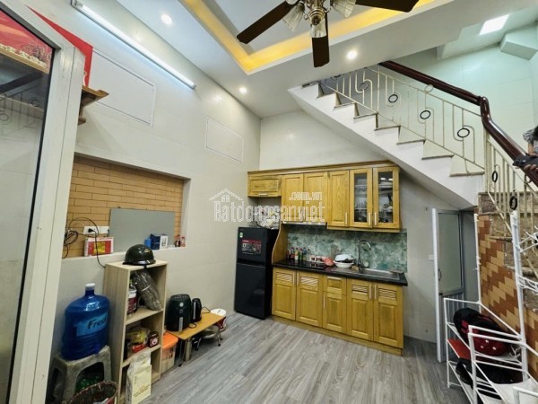 VỊ TRÍ ĐẸP-MẶT TIỀN QUYỀN LỰC-DÒNG TIỀN - 30 TRIỆU MỘT THÁNG