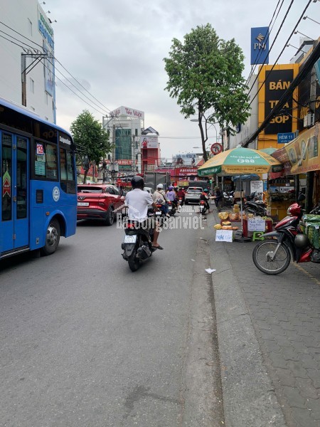 HIẾM BÁN- NGAY CHỢ TÂN MỸ-CẠNH PHÚ MỸ HƯNG-DÒNG TIỀN 720TR/NĂM