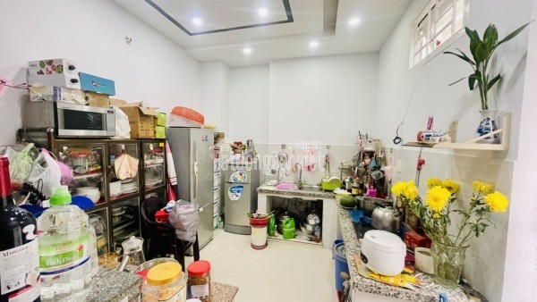 N212 - Nhà bán P11 Quận 3 - Hẻm 472/ Cách Mạng Tháng 8 - 85m2 - 3 Tầng BtCt , 8PN Giá 9.5 tỷ