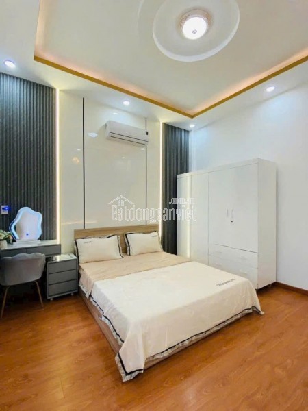 NHÀ 3 TẦNG MẶT TIỀN KHỦNG 8M - GẦN BÊN ĐƯỜNG PHẠM VĂN ĐỒNG TP.THỦ ĐỨC - GIÁ CHỈ 16.XX