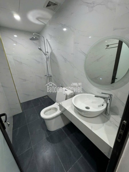Bán Đất tặng NHÀ 5 tầng . 31m2 . Nam Dư , Lĩnh Nam 5,7tỷ