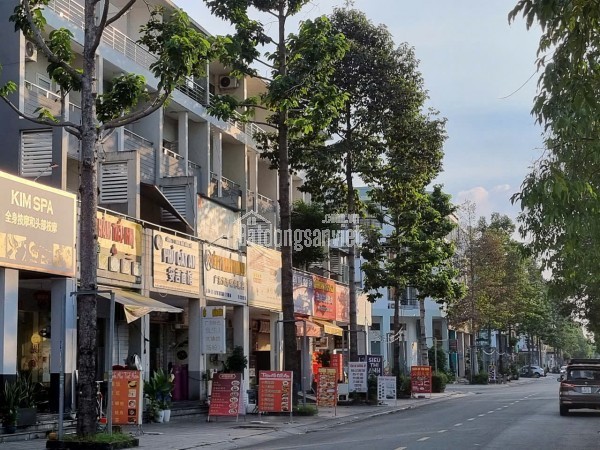 441m NHÀ ĐẸP LÝ TƯỞNG MỞ CÔNG TY , VĂN PHÒNG HAY KINH DOANH TẠI SÁT NGAY TRUNG TÂM HÀNH CHÍNH TP