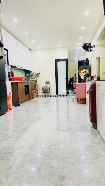 bán nhà Đống Đa 56m Khâm Thiên, ô tô đỗ cửa, kinh doanh sầm uất