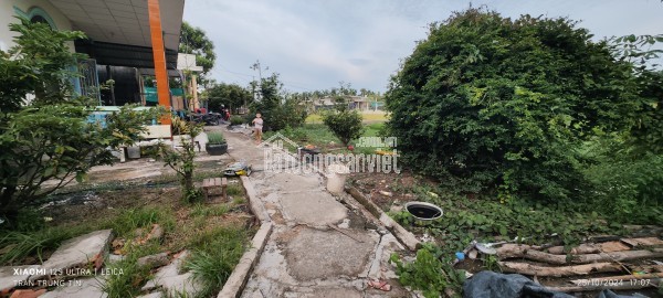 Bán lô đất thổ hai mặt tiền Cao Thị Mai giá 8 tỷ