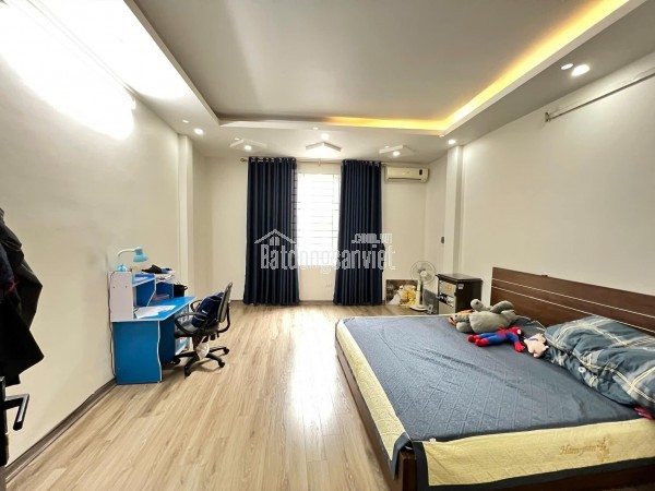 🏡 BÁN NHÀ ĐẸP – Ô TÔ ĐỖ CỔNG – CHỈ 2 PHÚT RA HỒ ĐỀN LỪ! 🚗🌳