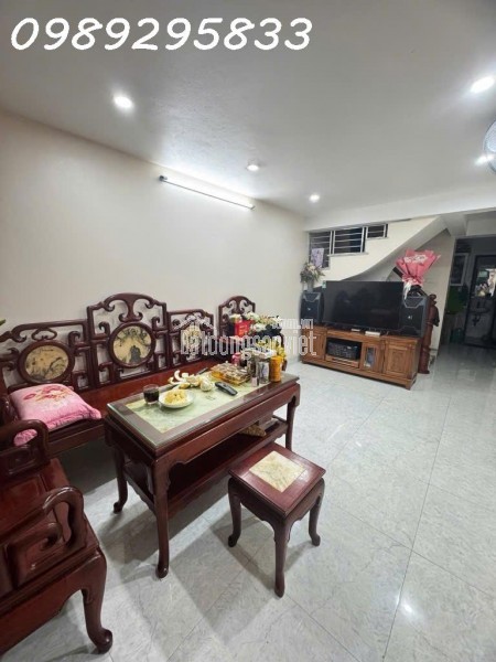 NHÀ ĐẸP PHÚC LỢI - 5 TẦNG LUNG LINH - SÁT Ô TÔ, GẦN VINHOMES!