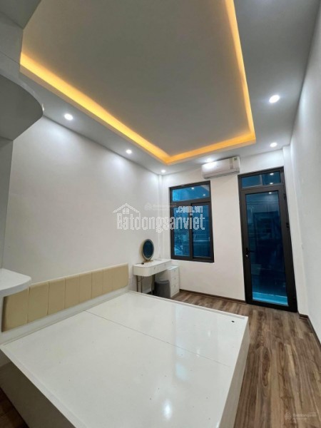 Nhà đẹp - Vũ Tông Phan - Thanh Xuân - hiếm! Nhà đẹp 40m2 5 tầng giá chỉ 7. X tỷ