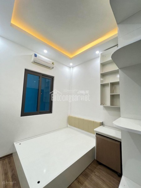 Nhà đẹp - Vũ Tông Phan - Thanh Xuân - hiếm! Nhà đẹp 40m2 5 tầng giá chỉ 7. X tỷ