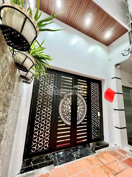 CHUNG CƯ CAO CẤP MINH KHAI - 100M2, 3 PN, 3 WC, FULL NỘI THẤT LUXURY - GIÁ 6.5 TỶ