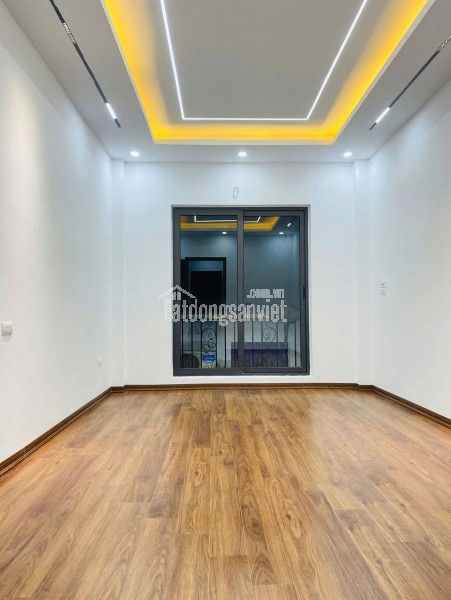 BÁN NHÀ ĐẸP GIÁP BÁT HM 34M 6 TẦNG THANG MÁY GẦN PHỐ TIỆN TRƯỜNG CHỢ Ở SƯỚNG TƯƠNG LAI SAT MẶT PHỐ