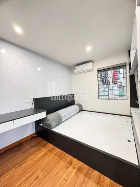 Bán nhà TT phố Trương Định, 10m ra phố, view đẹp,giá mềm