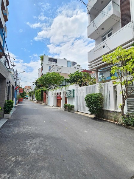 Bán nhà mặt tiền 793 Trần Xuân Soạn vào 100m,P.Tân Hưng,Q7 giá 12,5 tỷ.