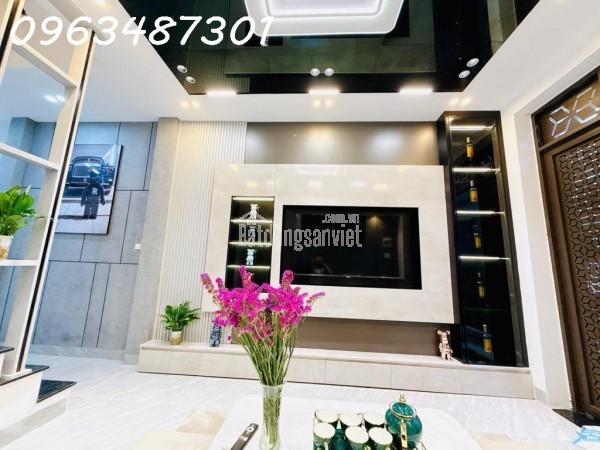 BÁN NHÀ NGUYỄN CHÍNH - Ô TÔ ĐỖ CỬA - DÂN XÂY CHẮC CHẮN - 40M²x4T - NHỈNH 6 TỶ