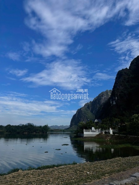 Chính chủ bán gấp lô view hồ ngay trung tâm huyện Lạc Thủy, Hòa Bình