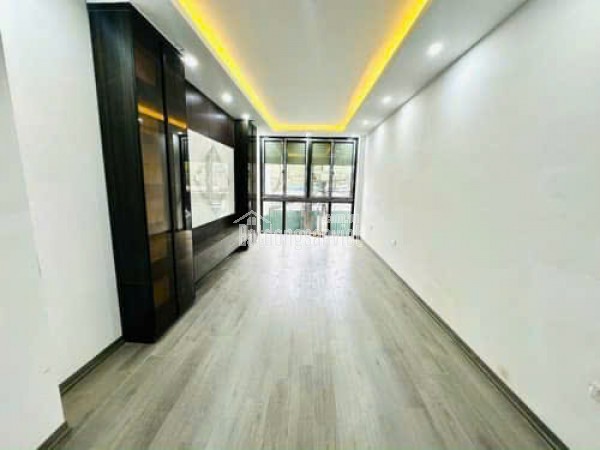 CẦU GIẤY - CÁCH PHỐ 50M - NGÕ 2M - GẦN TTTM - TRƯỜNG HỌC - GIAO THÔNG THUẬN TIỆN - QUY HOẠCH ỔN