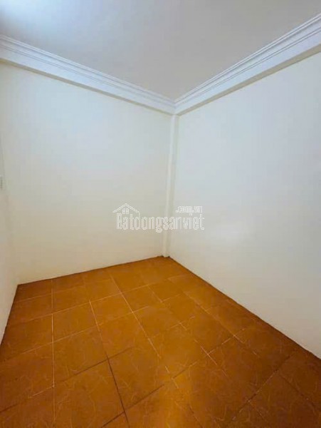 CẦU GIẤY - CÁCH PHỐ 50M - NGÕ 2M - GẦN TTTM - TRƯỜNG HỌC - GIAO THÔNG THUẬN TIỆN - QUY HOẠCH ỔN