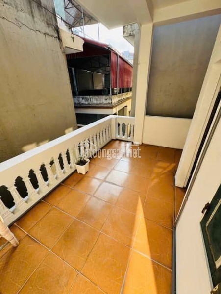 CẦU GIẤY - CÁCH PHỐ 50M - NGÕ 2M - GẦN TTTM - TRƯỜNG HỌC - GIAO THÔNG THUẬN TIỆN - QUY HOẠCH ỔN