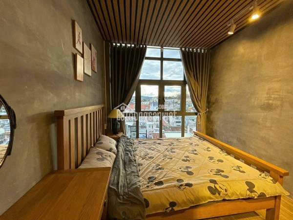 Nhà đẹp view toàn thành phố, thoáng 3 mặt. Giảm giá mạnh 5 tỷ 7 xuống còn 4 tỷ 7