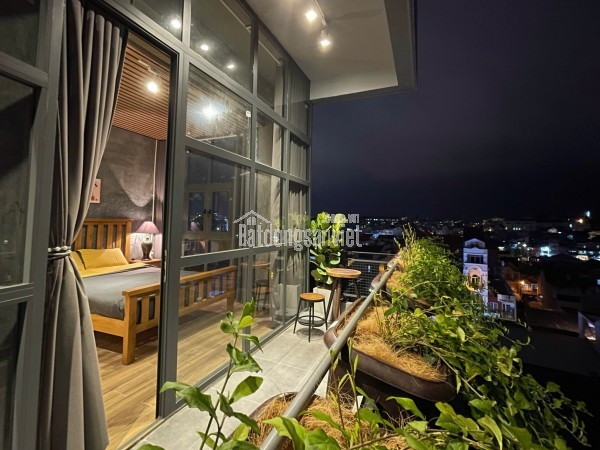 Nhà đẹp view toàn thành phố, thoáng 3 mặt. Giảm giá mạnh 5 tỷ 7 xuống còn 4 tỷ 7