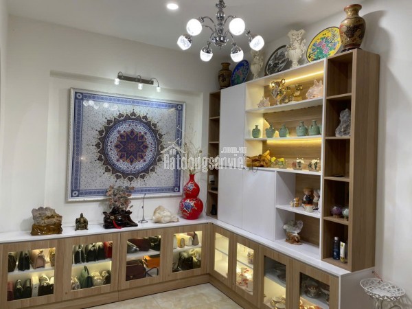 Bán Biệt Thự 2 Mặt Tiền KQH Bạch Đằng