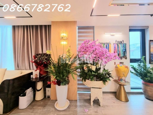 BÁN TÒA CC MINI TRẦN CUNG – LÔ GÓC – NGÕ THÔNG –250m2x7T DÒNG TIỀN 250TR/THÁNG – 52 TỶ