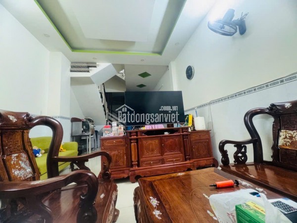 Bán nhà 100M2-3 tầng-Phạm Văn Bạch-P15QTB-7.8 tỷ