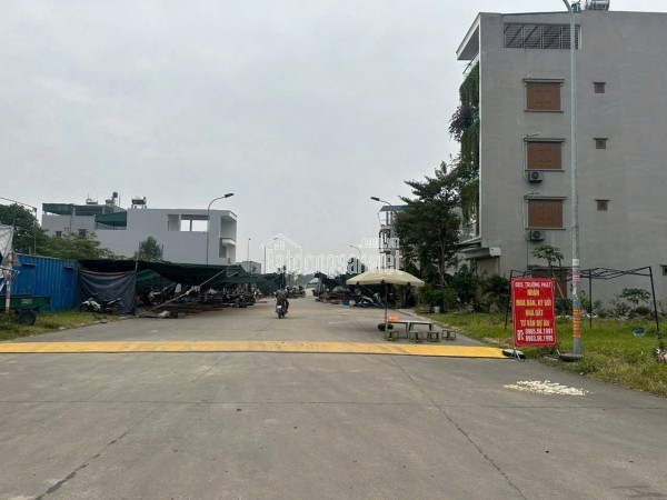 TÌM MỎI MẮT RA LÔ ĐẤT VỊ TRÍ VÀNG TẠI KHU ĐÔ THỊ - BẢO LONG - TỪ SƠN - BẮC NINH
Dt : 100
Giá