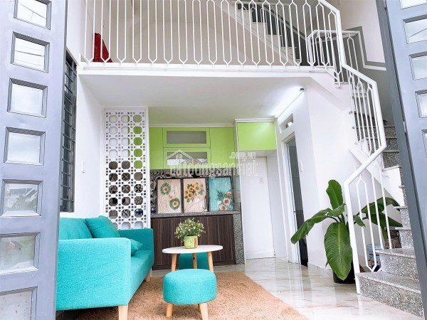 NHÀ 2 MT NGAY CỔNG KHU PICITY TX13 TIỆN KINH DOANH 6.2 tỷ