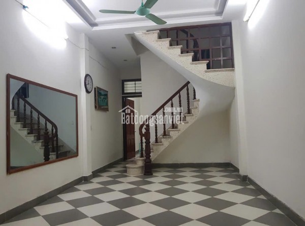 \'\'CHÍNH CHỦ CHO THUÊ TẦNG 1 LÀM MẶT BẰNG KINH DOANH KẾT HỢP PHÒNG Ở TẠI TRUNG HÒA - CẦU GIẤY - HÀ